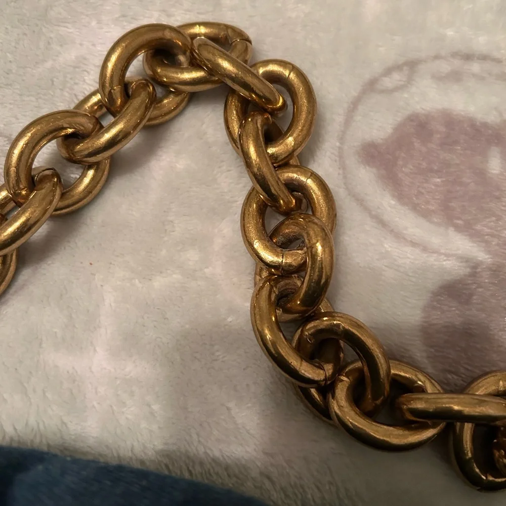 Stylish Blue Quilted Chain Shoulder Bag - Picture 4 of 4